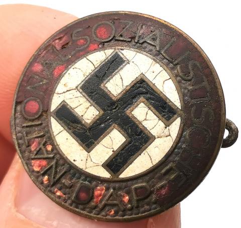 WW2 GERMAN NAZI NSDAP ADOLF HITLER PARTY MEMBERSHIP PIN BY RZM WITH SWASTIKA