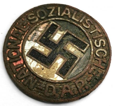 WW2 GERMAN NAZI NSDAP ADOLF HITLER THIRD REICH MEMBERSHIP PIN BY RZM ORIGINAL