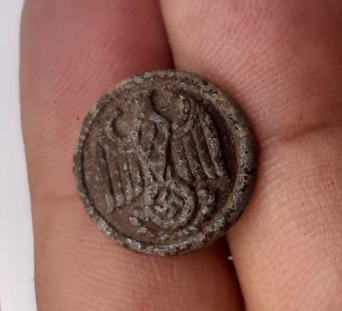 WW2 GERMAN NAZI NSDAP WEHRMACHT COMPLETE SET OF 5 TUNIC BUTTONS WITH REICH EAGLE & SWASTIKA - MARKED
