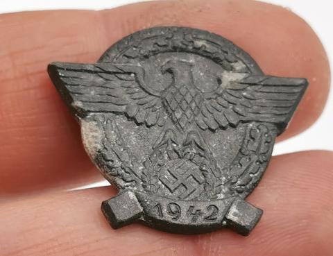 WW2 GERMAN NAZI POLIZEI POLICE 1942 PIN SS GESTAPO ORIGINAL ARTIFACT