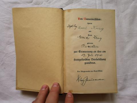 GERMAN MILITARIA GERMAN MILITARY ADOLF HITLER MEIN KAMPF BOOK LIMITED WEDDING EDITION SIGNATURE DEDICATED DUST COVER