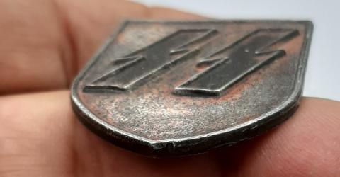 WW2 GERMAN NAZI RARE AFRIKA KORPS TROPICAL WAFFEN SS HELMET SHIELD MARKED