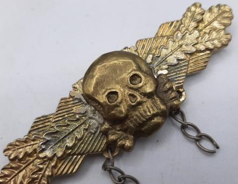 WW2 GERMAN NAZI RARE CLOSE COMBAT CLASP BADGE AWARD VETERAN WITH TOTENKOPF SKULL