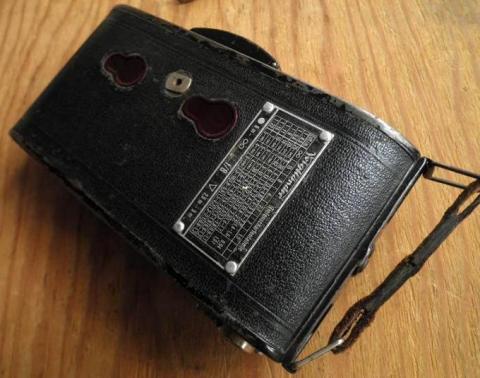 WW2 GERMAN NAZI RARE WAFFEN SS FOLDING CAMERA FROM PRAGUE SS SCHOOL