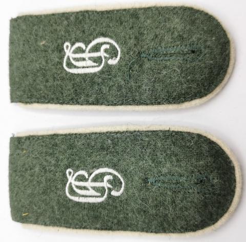 WW2 GERMAN NAZI SS PANZER GRENADIER GROSSDEUTSCHLAND M40 NCO TUNIC SHOULDER TAB BOARD SET