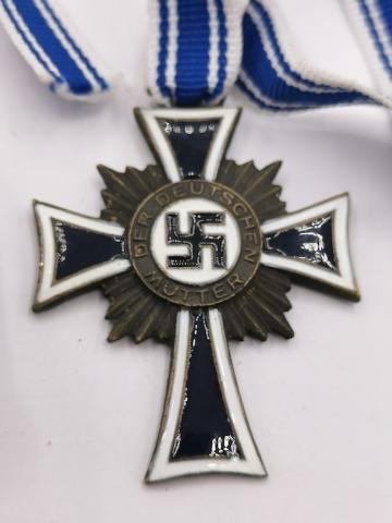 WW2 GERMAN NAZI THIRD REICH MOTHER CROSS MEDAL AWARD IN BRONZE
