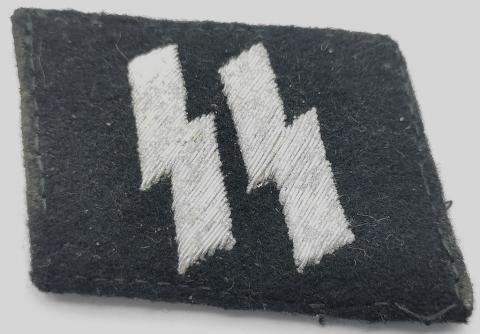 WW2 GERMAN NAZI WAFFEN SS OFFICER SS RUNES COLLAR TAB FLATWIRE ORIGINAL MILITARY DEALER