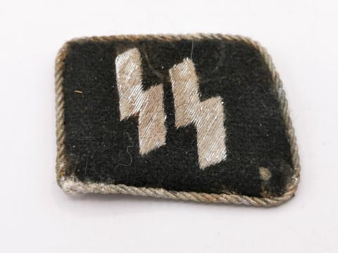 WW2 GERMAN NAZI WAFFEN SS OFFICER TUNIC REMOVED COLLAR TAB MATCHED SET USA VET SOUVENIR WW2 GERMAN NAZI WAFFEN SS OFFICER TUNIC REMOVED COLLAR TAB MATCHED SET USA VET SOUVENIR