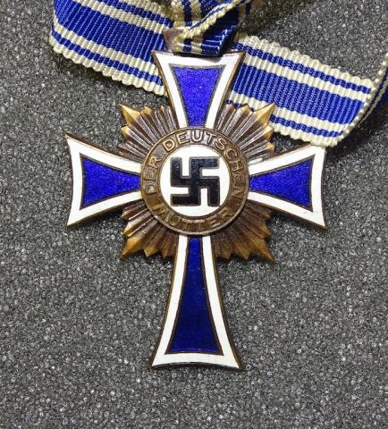WW2 GERMAN NAZI MOTHER CROSS MEDAL AWARD BRONZE ORIGINAL MILITARY MILITARIA DEALER