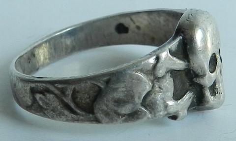 WW2 GERMAN NAZI ORIGINAL FOR SALE WAFFEN SS TOTENKOPF PANZER DIVISION OFFICER SILVER RING
