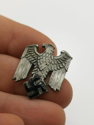 WW2 GERMAN NAZI EARLY III REICH EAGLE METAL PIN INSIGNIA WITH SWASTIKA REPAINTED