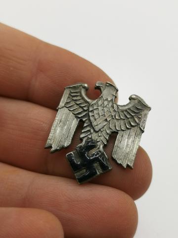 WW2 GERMAN NAZI EARLY III REICH EAGLE METAL PIN INSIGNIA WITH SWASTIKA REPAINTED