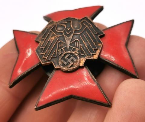 WW2 GERMAN NAZI EARLY NSDAP PARTISAN IRON CROSS EAGLE & SWASTIKA ENAMEL BADGE MEDAL AWARD MARKED