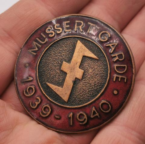 WW2 GERMAN NAZI ENAMEL BADGE WAFFEN SS DUTCH VOLUNTEER BADGE MEDAL AWARD Mussert Garde 1939 - 1940