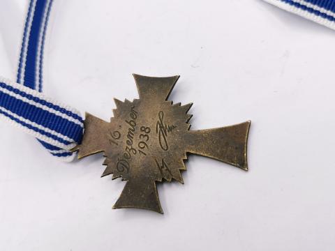 WW2 GERMAN NAZI SET OF BRONZE SILVER AND GOLD MOTHER CROSS MEDAL AWARD SET