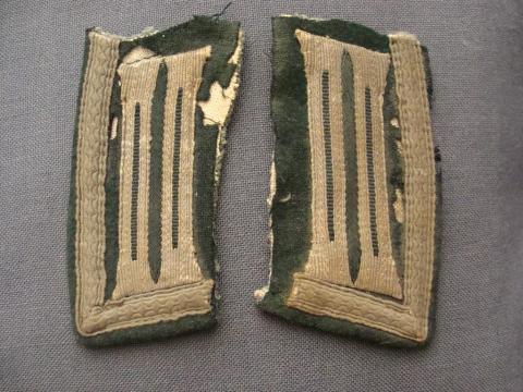 WW2 GERMAN NAZI USA VET SOUVENIR BATTLEFIELD TUNIC REMOVED COLLAR TAB SET + SLEEVE PATCH FROM A COMMUNICATION OFFICER OF THE ARMORED FORCES