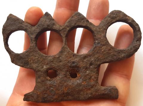 HOLOCAUST CONCENTRATION CAMP STUTTHOF RELIC FOUND WAFFEN SS GUARD OR KAPO Brass knuckles JEW JEWISH JUDE JOOD