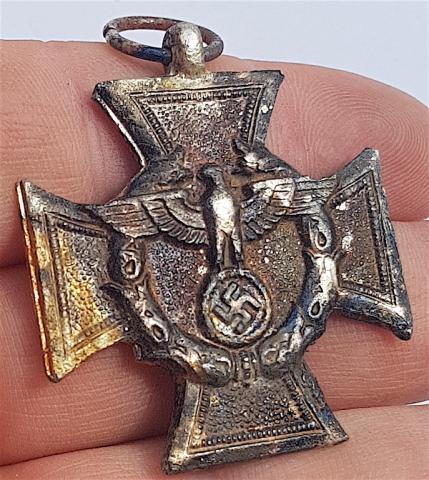 WW2 GERMAN NAZI 18 YEARS OF FAITHFUL SERVICES IN THE POLIZEI MEDAL AWARD WAFFEN SS GESTAPO POLICE - RELIC GROUND FOUND 