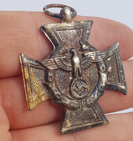 WW2 GERMAN NAZI 18 YEARS OF FAITHFUL SERVICES IN THE POLIZEI MEDAL AWARD WAFFEN SS GESTAPO POLICE - RELIC GROUND FOUND 