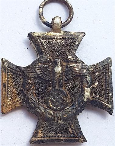 WW2 GERMAN NAZI 18 YEARS OF FAITHFUL SERVICES IN THE POLIZEI MEDAL AWARD WAFFEN SS GESTAPO POLICE - RELIC GROUND FOUND 