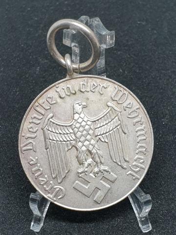 WW2 GERMAN NAZI 4 YEARS OF FAITHFUL SERVICES IN THE WEHRMACHT HEER ARMY MEDAL AWARD