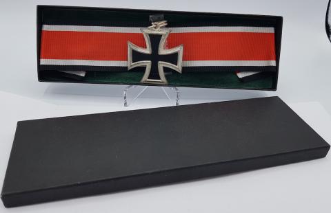 WW2 GERMAN NAZI AMAZING "REPLIKA" OF A KNIGHT CROSS OF THE IRON CROSS MEDAL AWARD IN CASE JUNCKER L/12 800