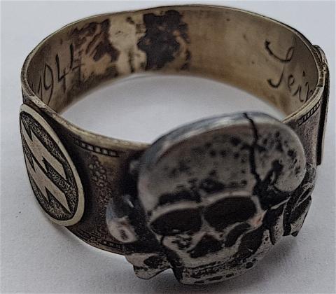 WW2 GERMAN NAZI AMAZING SET WAFFEN SS TOTENKOPF named RING IN CASE WITH AWARD DOCUMENT