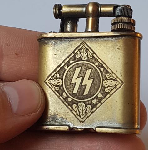 WW2 GERMAN NAZI AMAZING WAFFEN SS TOTENKOPF CUSTOM ENGRAVES SKULL AND SS RUNES GAS LIGHTER WORKING WW2 GERMAN NAZI AMAZING WAFFEN SS TOTENKOPF CUSTOM ENGRAVES SKULL AND SS RUNES GAS LIGHTER WORKING