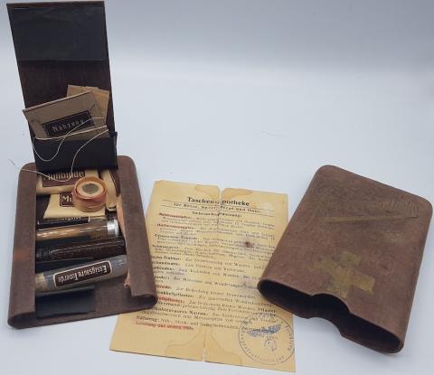 WW2 GERMAN NAZI CONCENTRATION CAMP AUSCHWITZ MEDICAL EXPERIMENTATION KIT STAMPED WITH WAFFEN SS DOCUMENT - MUSEUM PIECE!