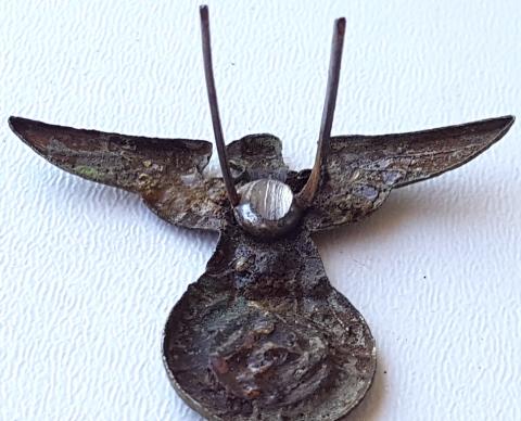 WW2 GERMAN NAZI EARLY SA WAFFEN SS NSDAP VISOR CAP EAGLE INSIGNIA, RELIC FOUND - WITH BOTH PRONGS