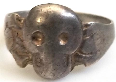 WW2 GERMAN NAZI - FROM A GROUND DUG GUY COLLECTION - WAFFEN SS TOTENKOPF RELIC FOUND SILVER RING WITH SKULL in original case made by known jeweller