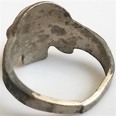 WW2 GERMAN NAZI - FROM A GROUND DUG GUY COLLECTION - WAFFEN SS TOTENKOPF RELIC FOUND SILVER RING WITH SKULL