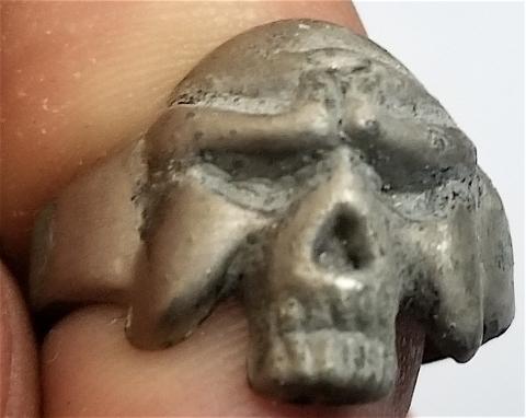 WW2 GERMAN NAZI - FROM A GROUND DUG GUY COLLECTION - WAFFEN SS TOTENKOPF RELIC FOUND SILVER RING WITH SKULL