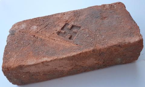 WW2 GERMAN NAZI ** HISTORICAL TREASURE** AN ORIGINAL BRICK FROM THE ADOLF HITLER HOUSE " Berghof " THE EAGLE'S NEST