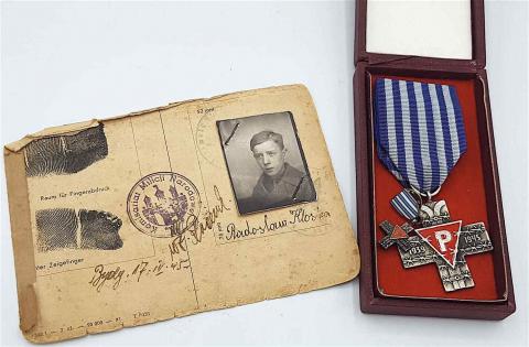 WW2 GERMAN nazi HOLOCAUST CONCENTRATION CAMP AUSCHWITZ MEDAL + MINIATURE MEDAL + ID WITH PHOTO OF THE INMATE SURVIVOR SHOAH JEW