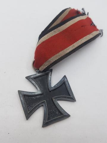 WW2 GERMAN NAZI IRON CROSS SECOND CLASS MEDAL AWARD WEHRMACHT WAFFEN SS LUFTWAFFE KRIEGSMARINE HEER