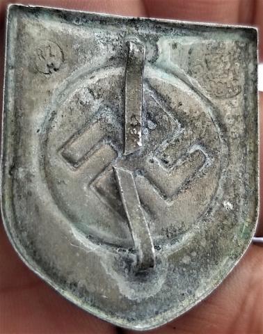 WW2 GERMAN NAZI LATE WAR ALUMINIUM SWASTIKA HELMET PIN INSIGNIA AFRIKA KORPS HELMET WAFFEN SS - WEHRMACHT HEER - RZM MARKED