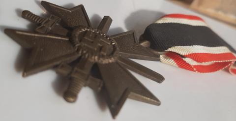 WW2 GERMAN NAZI MERIT CROSS WITH SWORDS MEDAL AWARD WEHRMACHT WAFFEN SS LUFTWAFFE