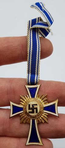 WW2 GERMAN NAZI MOTHER CROSS MEDAL AWARD GOLD THIRD REICH NSDAP HITLER