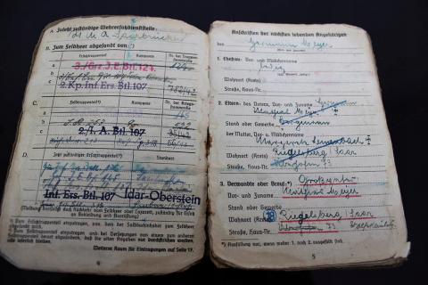 WW2 GERMAN NAZI NICE 124 Spare Border Infantry Battalion SOLDBUCH ID WITH MANY STAMPS AND ENTRIES