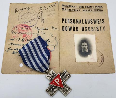 WW2 GERMAN NAZI HOLOCAUST AUSCHWITZ CONCENTRATION CAMP INMATE SURVIVOR MEDAL ID AUSWEIS