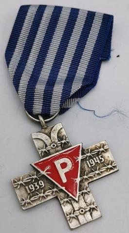WW2 GERMAN NAZI HOLOCAUST AUSCHWITZ CONCENTRATION CAMP INMATE SURVIVOR MEDAL ID AUSWEIS