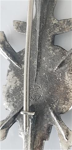 WW2 GERMAN NAZI NICE WAFFEN SS DAGGER PIN BY RZM WITH SKULL AND SS DAGGER
