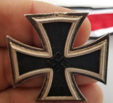 WW2 GERMAN NAZI NICE WAFFEN SS - WEHRMACHT 2ST CLASS IRON CROSS MEDAL AWARD