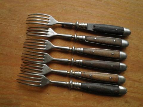 WW2 GERMAN NAZI RARE AND NICE SET OF 6 WAFFEN SS FORKS THIRD REICH SILVERWARE TOTENKOPF PANZER