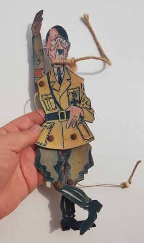 WW2 GERMAN NAZI RARE DUTCH HANGED ANTI ADOLF HITLER PROPAGANDA PUPPET WITH NSDAP SWASTIKA ARMBAND - NICE!