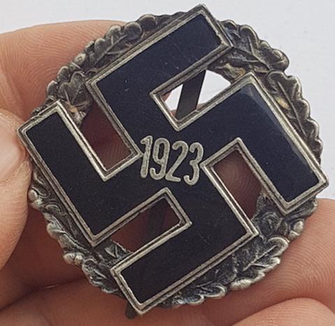 WW2 GERMAN NAZI RARE III REICH HITLER NSDAP GENERAL HONOR GAU BADGE MEDAL AWARD 1923 MARKED GES GESCH