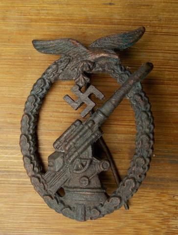 WW2 GERMAN NAZI RARE LUFTWAFFE FLAK BADGE MEDAL AWARD GROUND DUG FOUND RELIC MARKED ON THE BACK