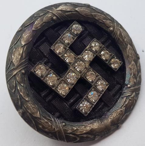 WW2 GERMAN NAZI NSDAP MEMBERSHIP DIAMOND PIN SWASTIKA ADOLF HITLER III REICH