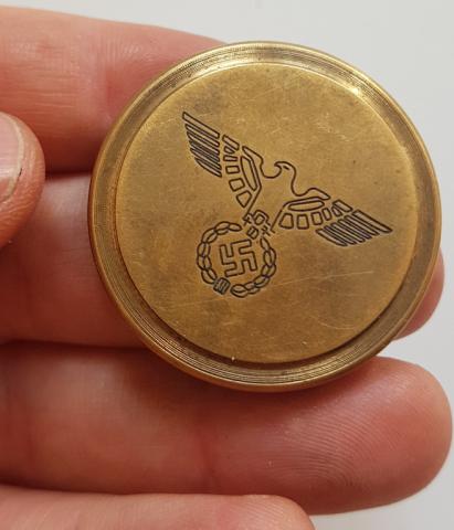 WW2 GERMAN NAZI RARE NSDAP PROPAGANDA LEICA CAMERA LENTIL COVER WITH THIRD REICH EAGLE + SWASTIKA